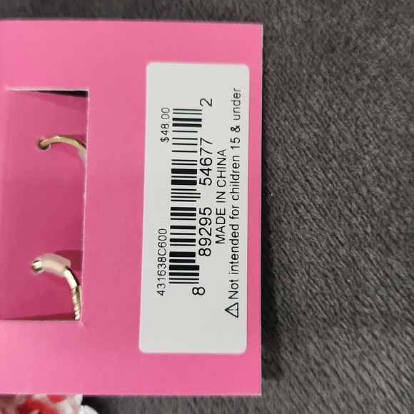 NWT Betsy Johnson Heart Shaped Laced Berry Earrings - Picture 4 of 5